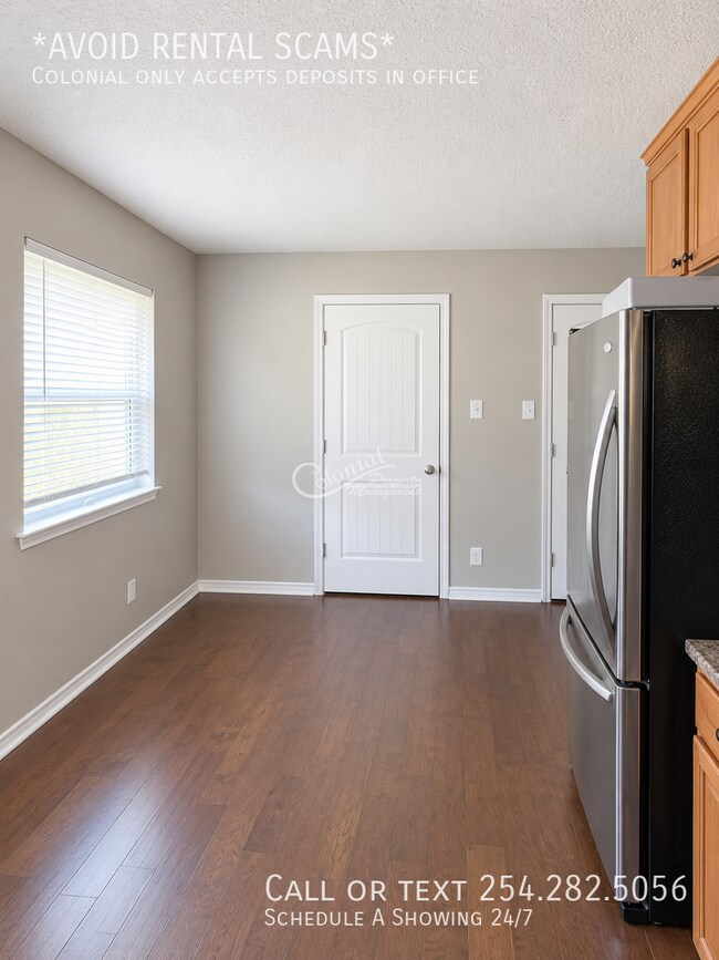 Building Photo - 2705 Montague County Dr