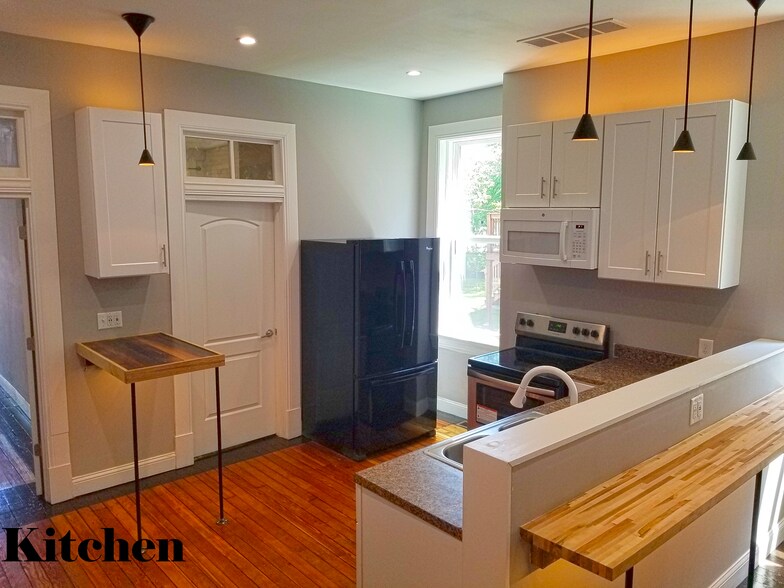 Building Photo - 3228 California Ave