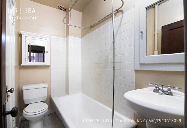 Building Photo - 1424 N Pennsylvania St