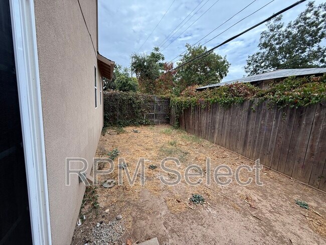 Building Photo - 3329 San Jose Way