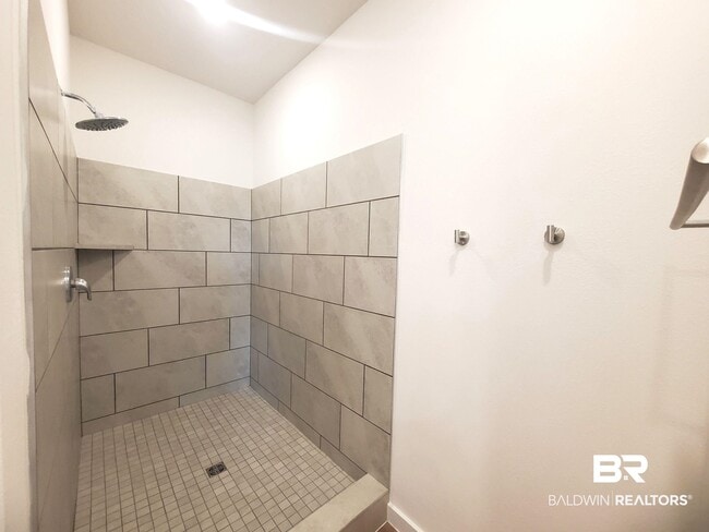 Building Photo - 3840 Casita Cir