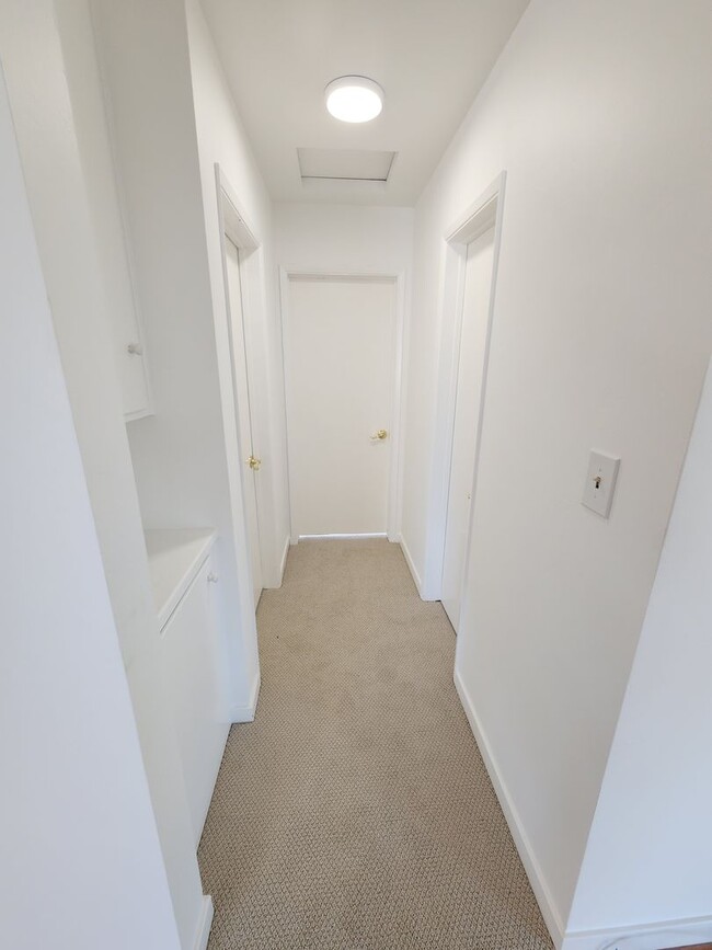 Building Photo - Single-Level La Mesa Home, Updated Interiors, Private Outdoor Space & Garage