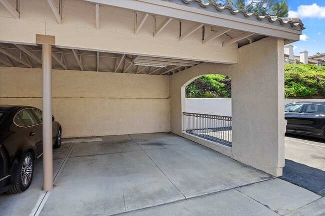 Building Photo - 7833 E Quinn Dr