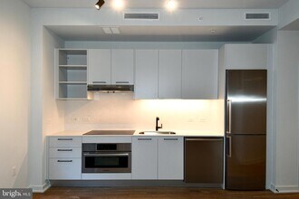 Building Photo - 1625 Eckington Pl NE