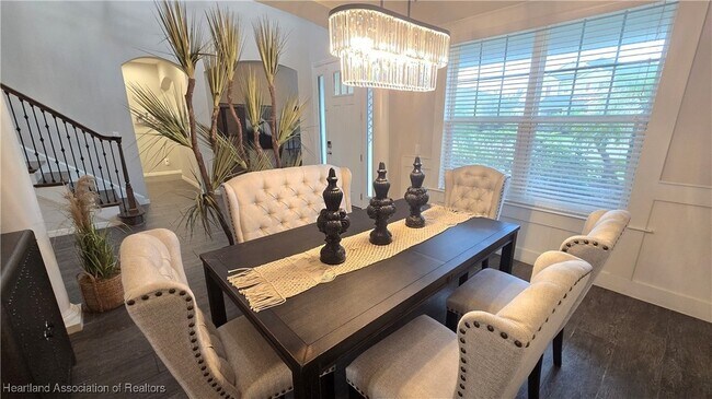 Building Photo - 6001 Anise Dr