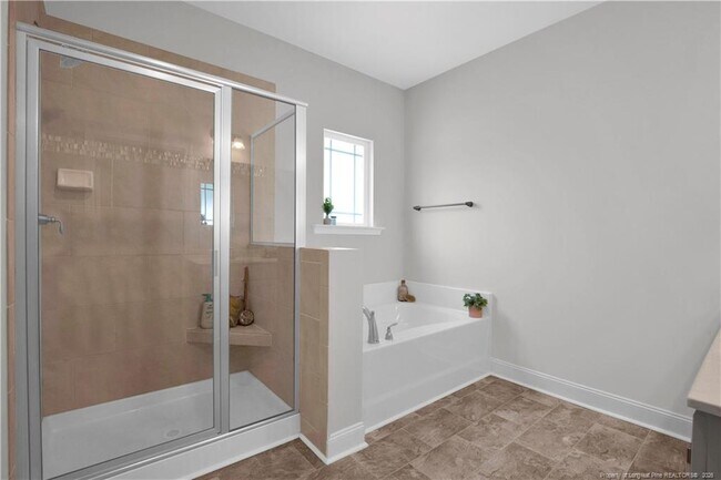 Building Photo - 66 S Hawks Rdg Ln