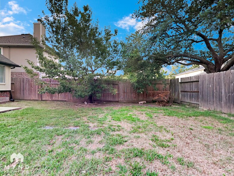Building Photo - 22514 Willow Branch Ln