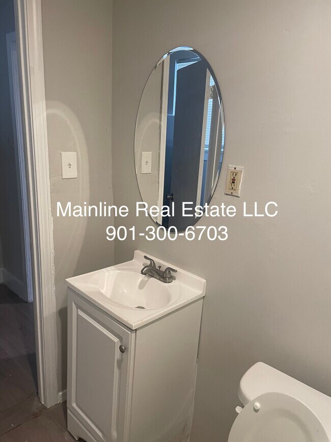 Building Photo - 2932 Hale Ave