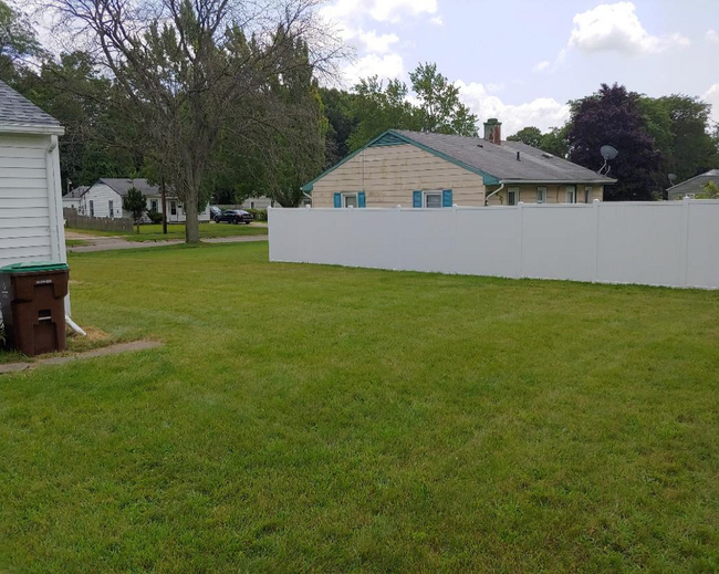 Back Yard facing South Fence - 1511 Cooper St