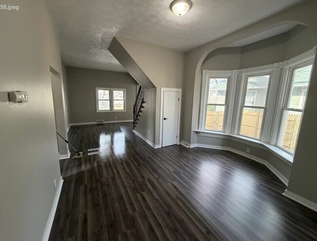 Building Photo - 3251 Orchard St