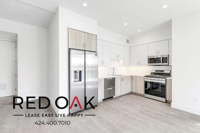 Building Photo - 12444 1/2 Chandler Blvd-416