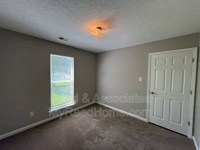 Building Photo - 5066 Delaney Valley Dr