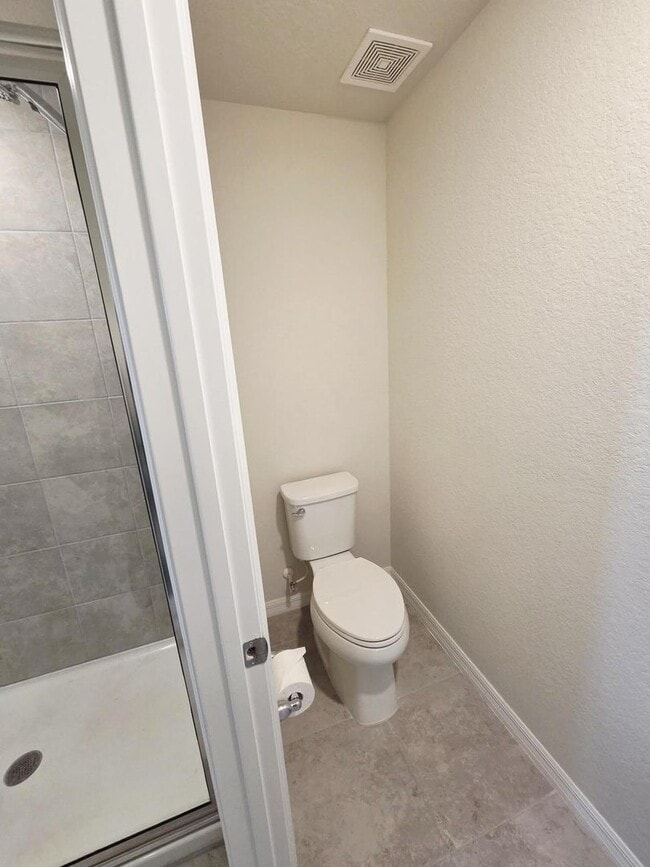 Building Photo - 3213 Watercress Dr