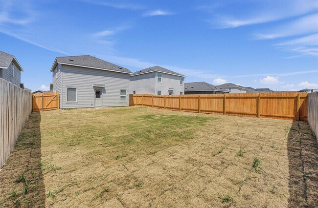 Building Photo - 511 Jones Bch Ln
