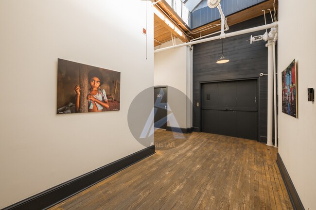 Building Photo - 161 Mangum St SW