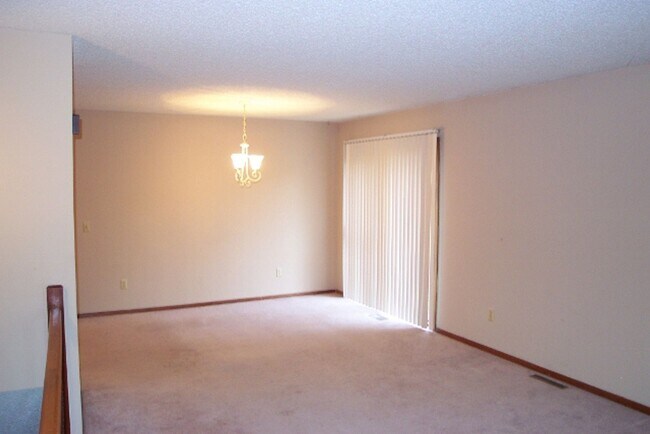 Building Photo - 7011 W O'Neil St