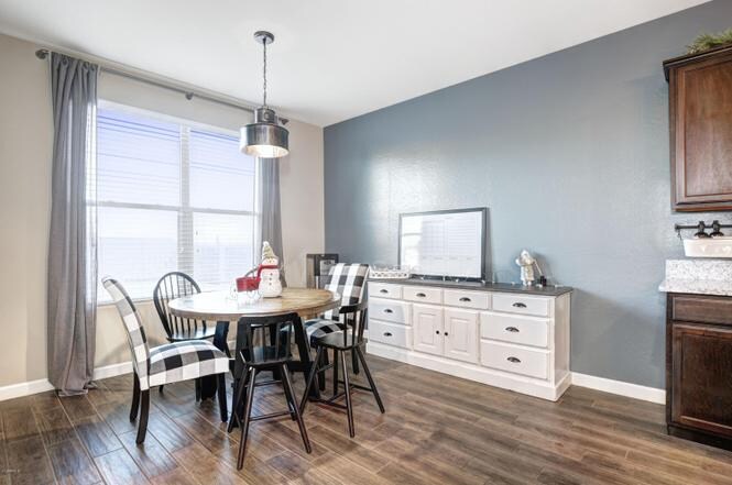 Building Photo - 814 W Santa Gertrudis Trail