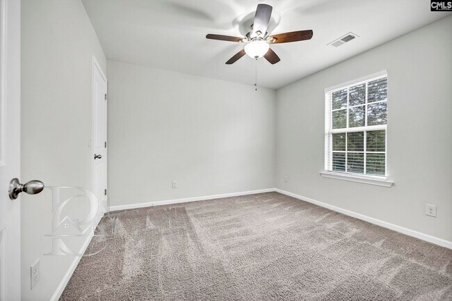 Building Photo - 629 Kimpton Dr