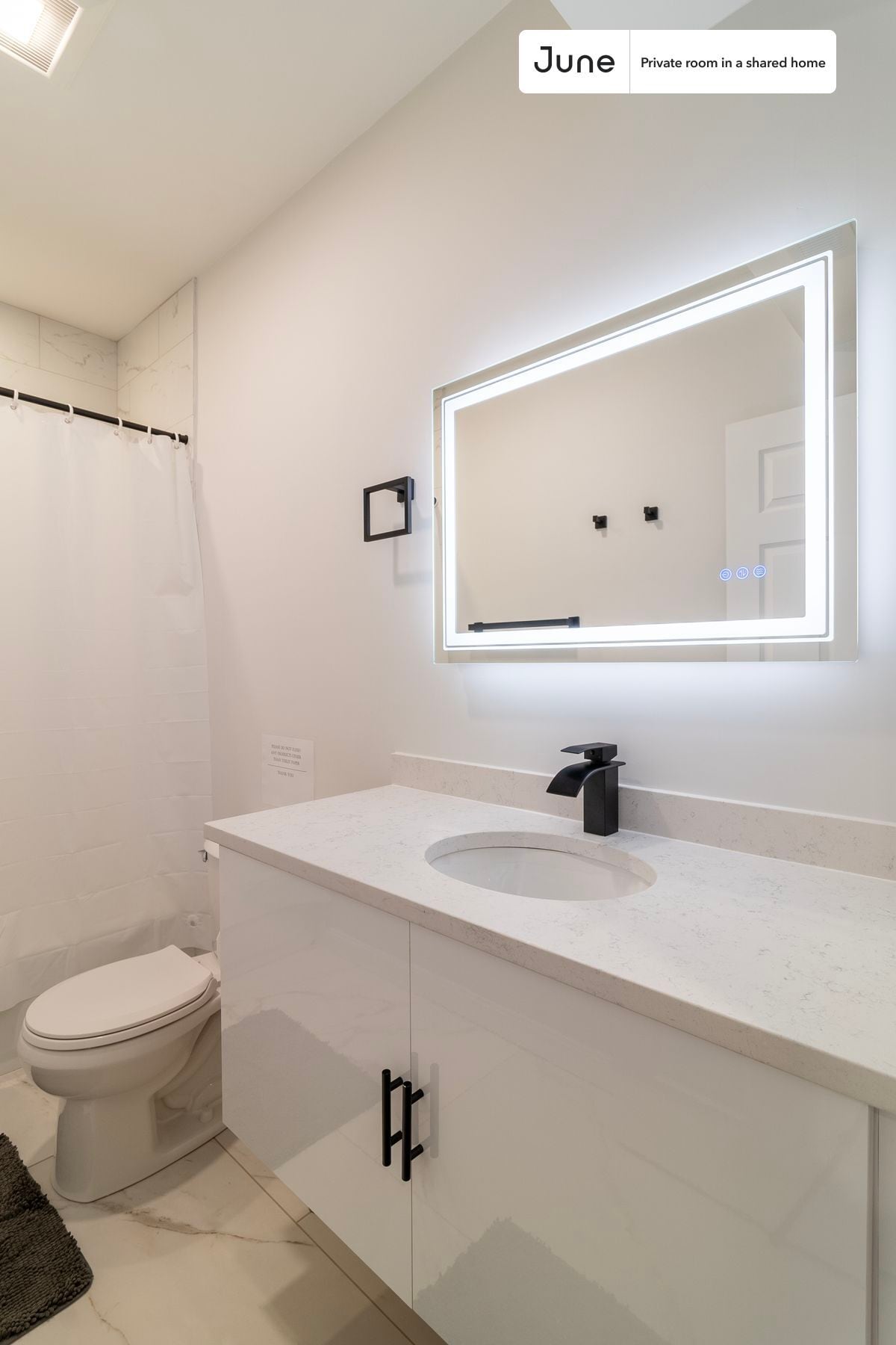 Building Photo - Room in Shared 3 bed/2 bath home