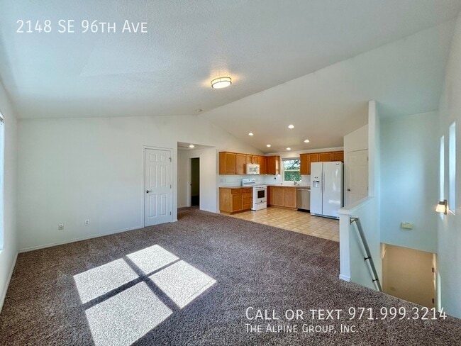 Building Photo - 2148 SE 96th Ave