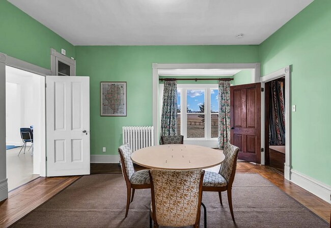 Building Photo - NEW LISTING-5 bedroom, 3 bathroom farmhouse-DeLand, Illinois