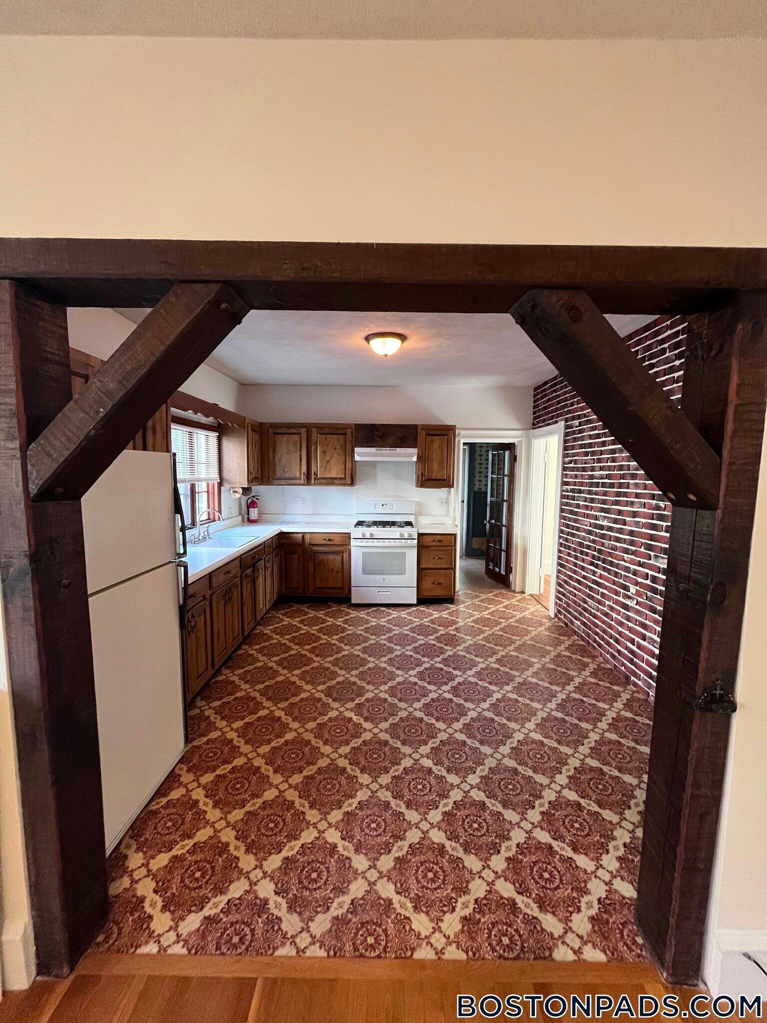 Building Photo - 186 Powder House Blvd