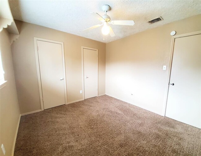 Building Photo - 11503 Stansberg Dr