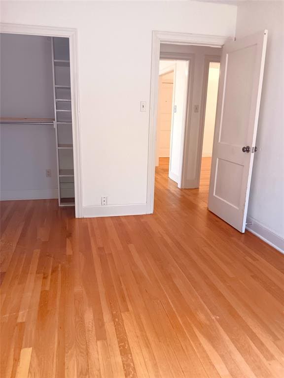 Building Photo - 2003 Montclaire St