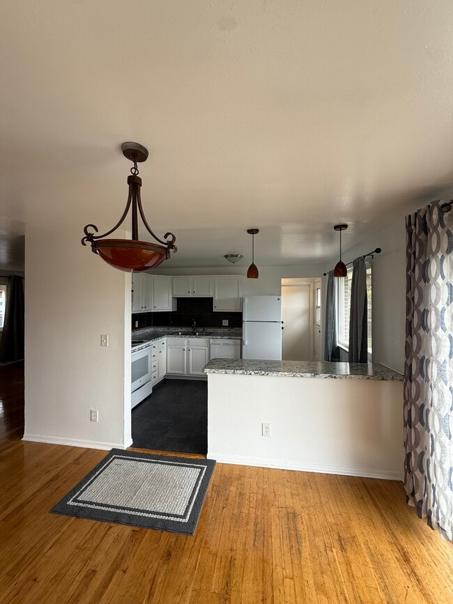 Building Photo - 3833 W Quigley Dr