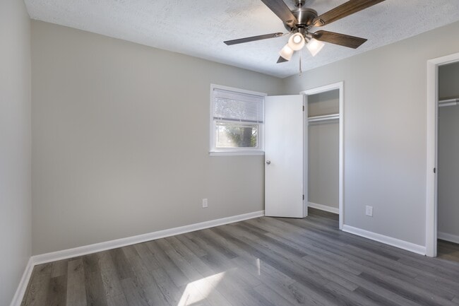 Building Photo - 3207 Tallywood Dr