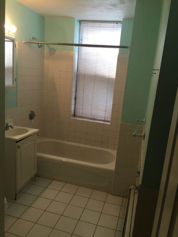 Building Photo - 822 Huntington Ave