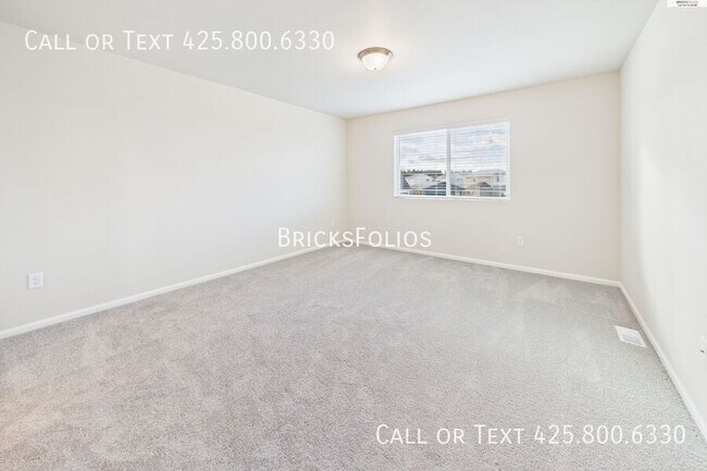 Building Photo - 19537 141st Ave Ct E