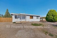 Building Photo - 165 Hilton Ave NW