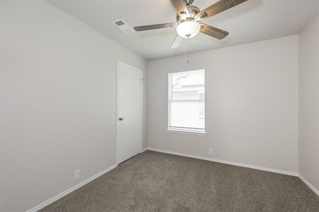 Building Photo - 317 Oakhurst Dr