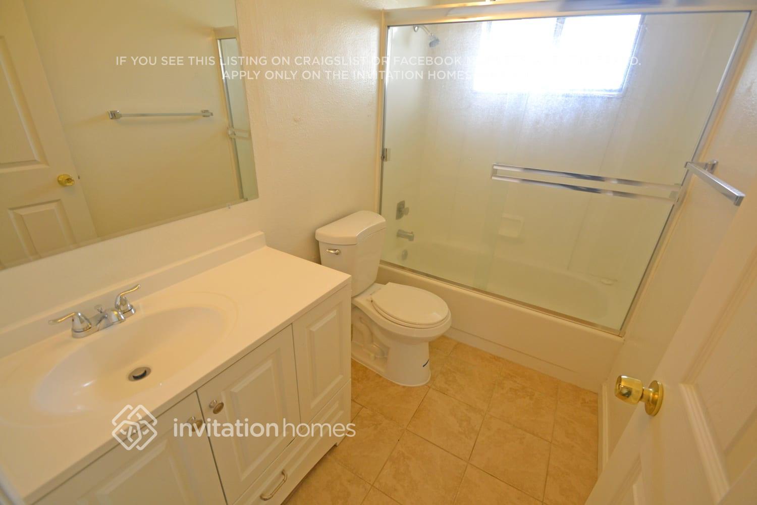 Building Photo - 3612 Sarament Ct