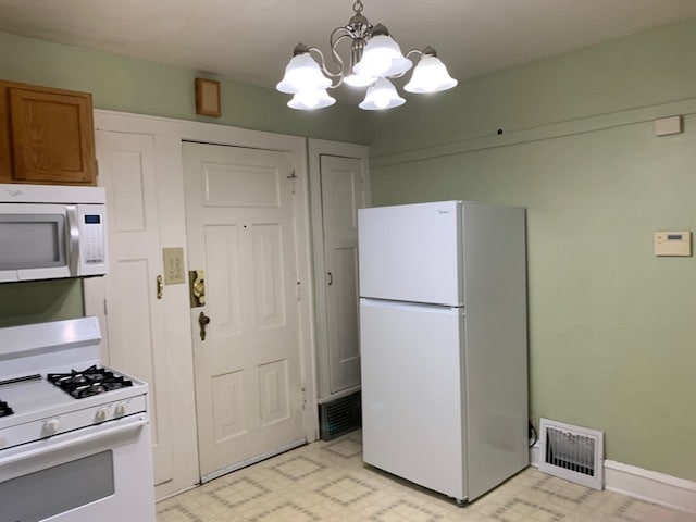 2313 Kitchen - 2313 N Holton St