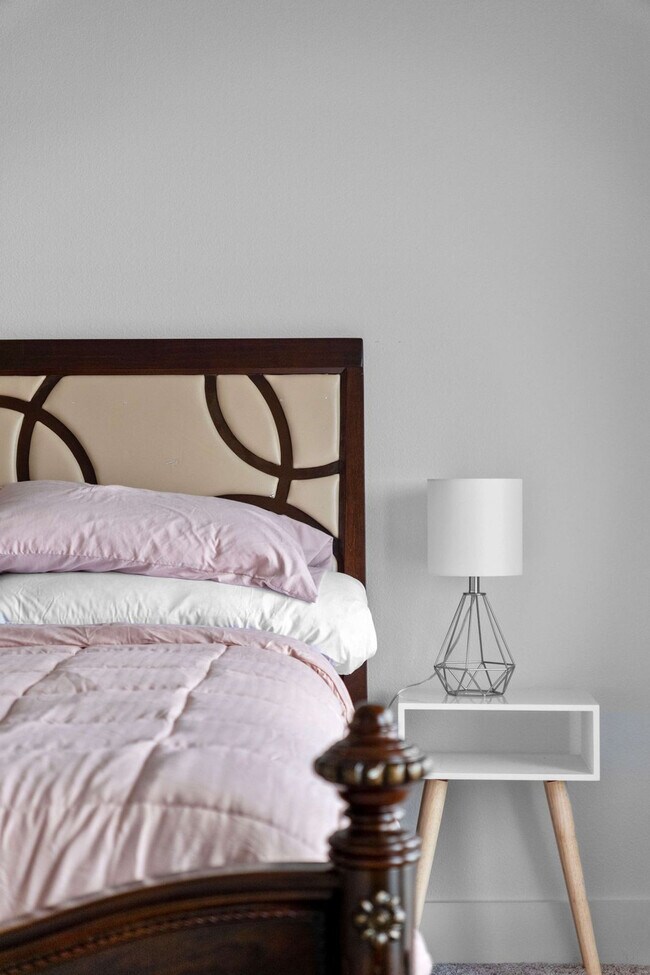 Building Photo - 516 Secretariat Dr