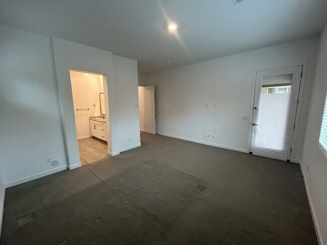 Building Photo - 16776 W Vereda Solana Dr.