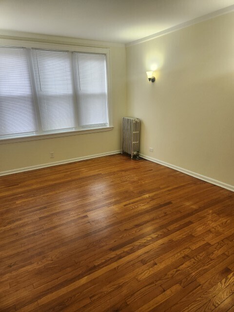 Building Photo - 3229 W Ardmore Ave