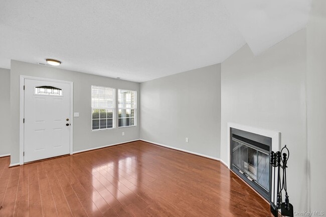Building Photo - 4706 Whispering Hills Dr
