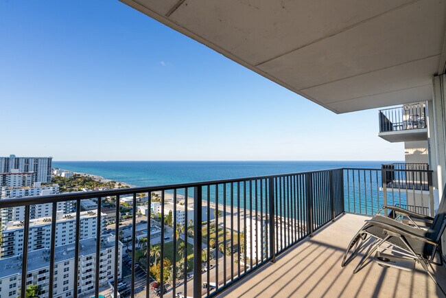 Building Photo - 2101 S Ocean Dr