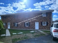 Building Photo - 536 Center Grange Rd