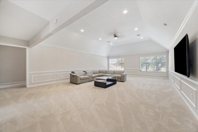 Building Photo - 30 Penny Green St