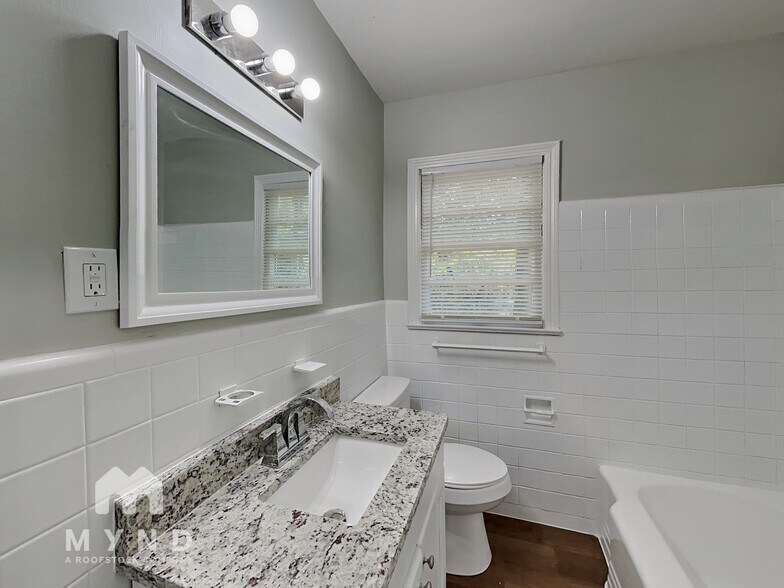 Building Photo - 1329 5 Mile Rd