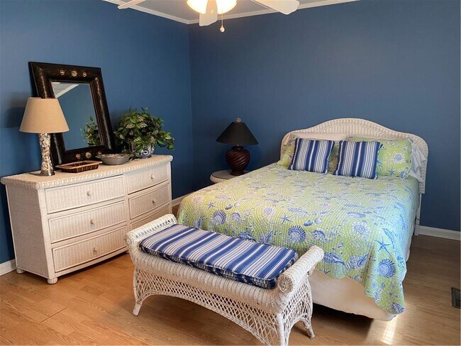 Building Photo - 607 West St