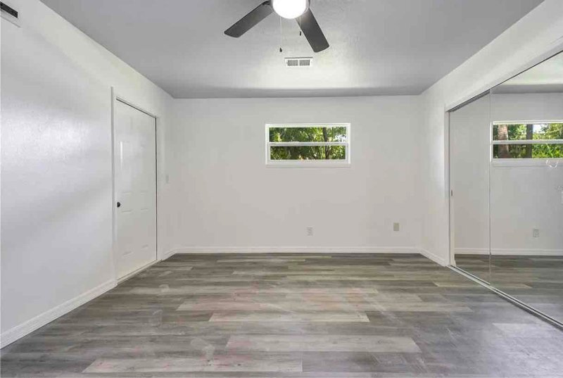 Building Photo - 616 5th St