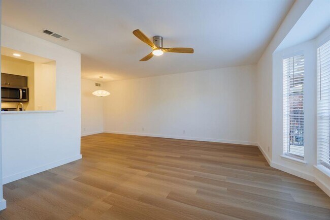Building Photo - 7920 Rockwood Ln