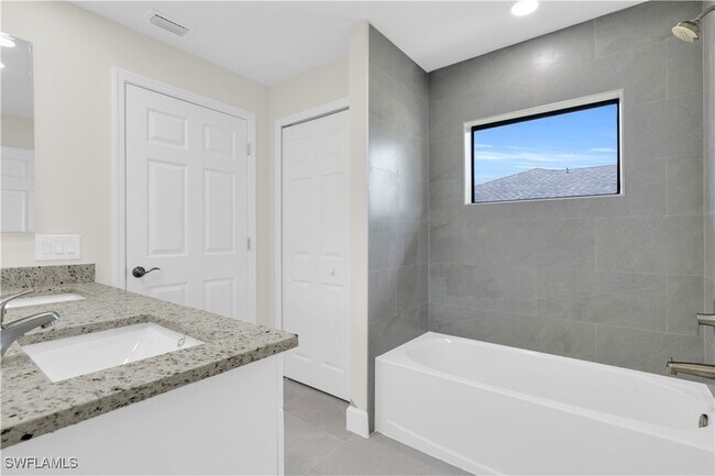 Building Photo - 3007 53rd St W