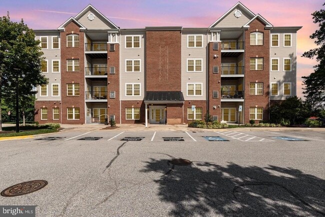 Building Photo - 1624 Hardwick Ct