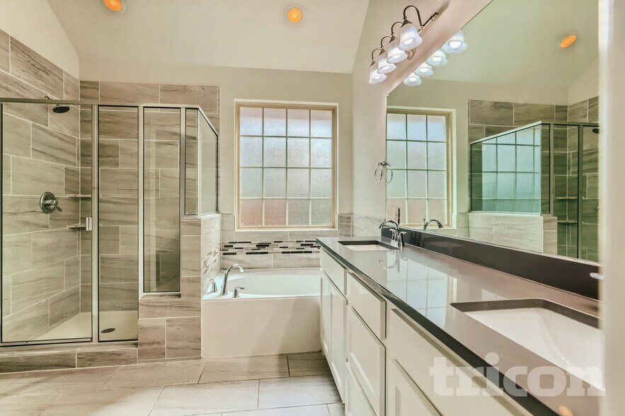 Building Photo - 401 Winehart St